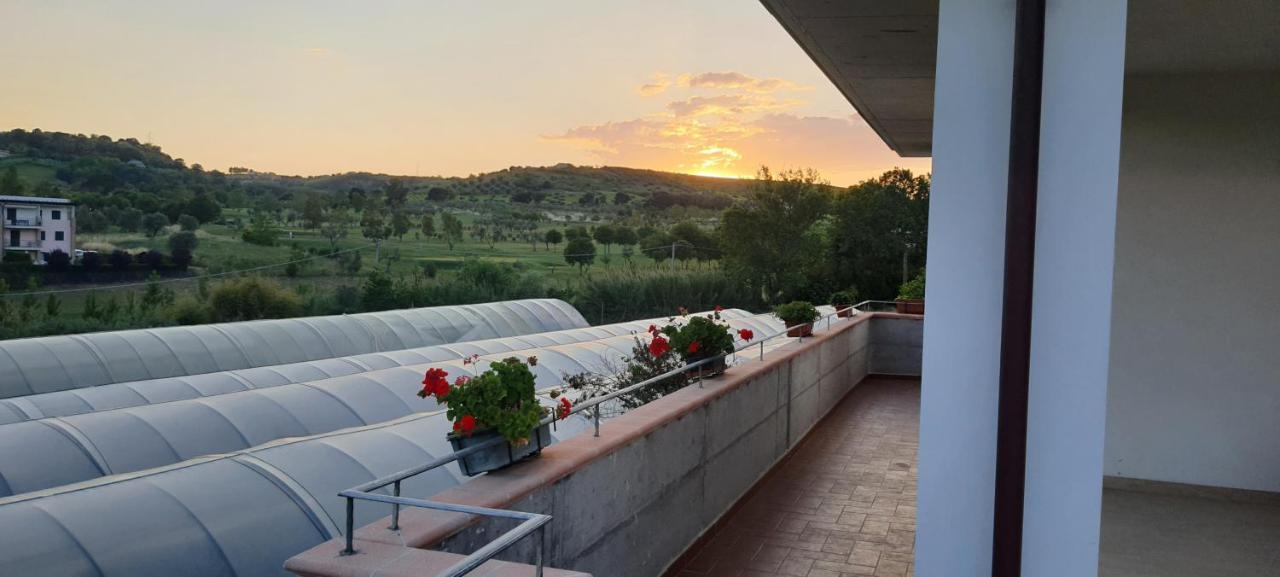 Casa Vacanze Cerreto 3 Miglianico Bagian luar foto
